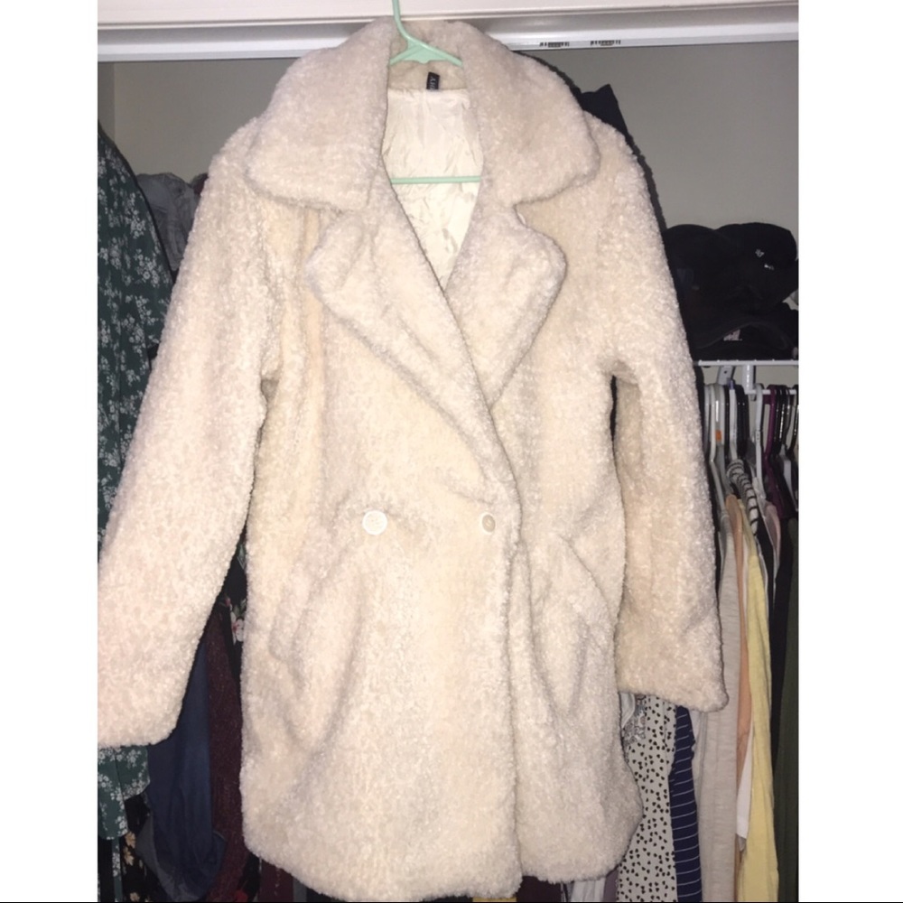 Plush trendy winter coat